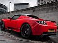 Peli Tesla Roadster Slide verkossa