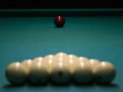 Peli 3d Billiard Piramid verkossa