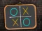 Peli Tic Tac Toe blackboard verkossa