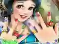 Peli Snow White Nails verkossa