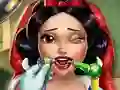 Peli Snow White Real Dentist verkossa