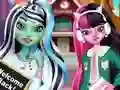 Peli Monster Girls Back To School verkossa