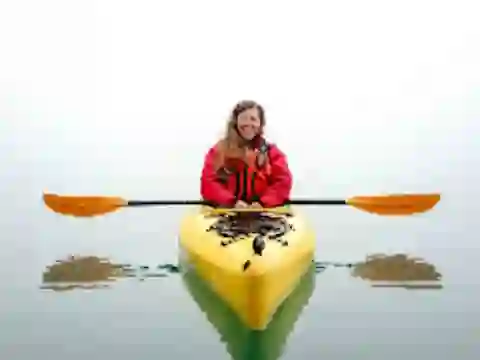 Peli Kayak Kayaking Lake Jigsaw verkossa