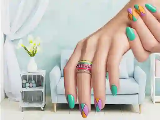 Peli Nail Art Puzzle verkossa