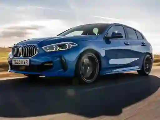 Peli BMW 1 Series UK verkossa