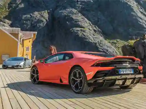 Peli Huracan Evo Puzzle verkossa