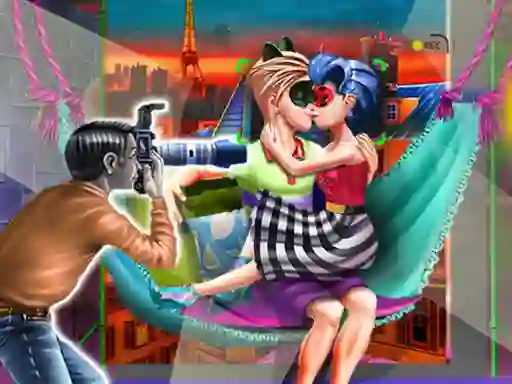 Peli Couples Love Album verkossa