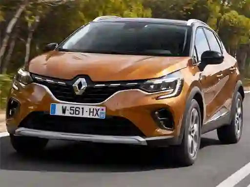 Peli Renault Captur verkossa