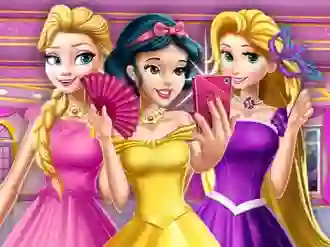 Peli Princesses At Masquerade verkossa
