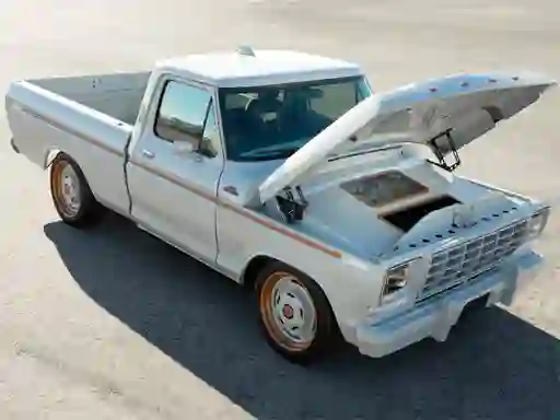 Peli Ford F-100 Eluminator Slide verkossa