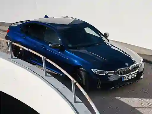 Peli BMW M340i Xdrive verkossa