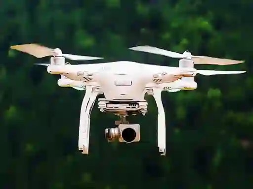 Peli Flying Drone Puzzle verkossa
