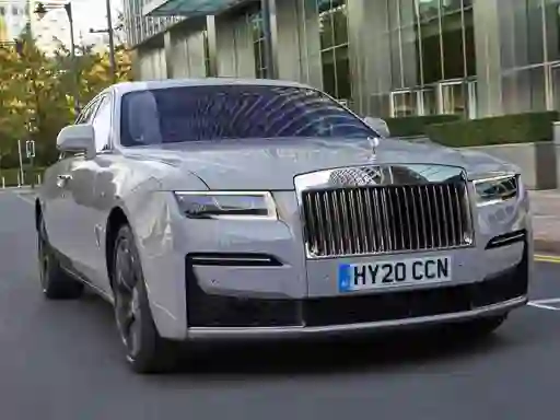 Peli Rolls-Roycs Ghost Slide verkossa