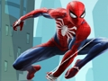 Peli Spiderman huomaa erot  verkossa