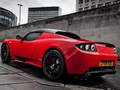 Peli Tesla Roadster Slide verkossa